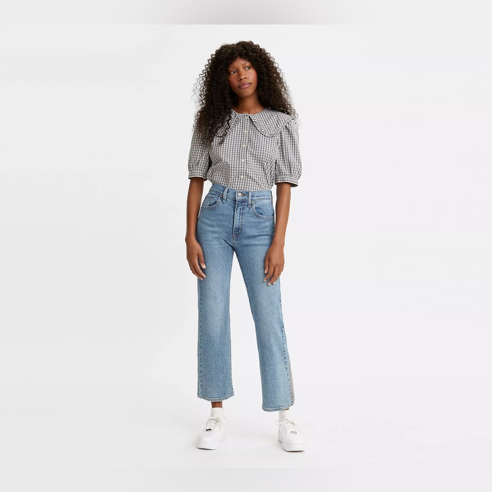 Levi’s High Waisted Crop Flare